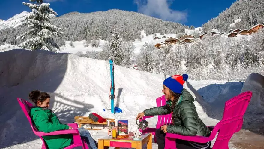 Terrasse au soleil en hiver