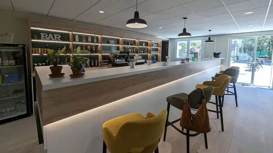 Espace bar moderne VTF Agde