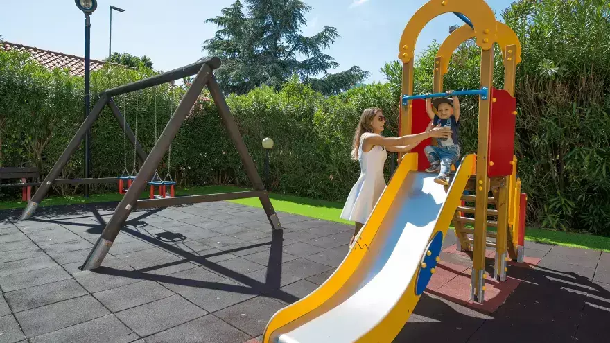 Aire de jeux enfants