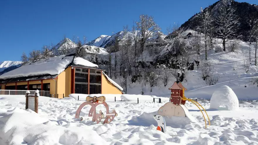 Cauterets Domaine des Pyrènes jeux enfants