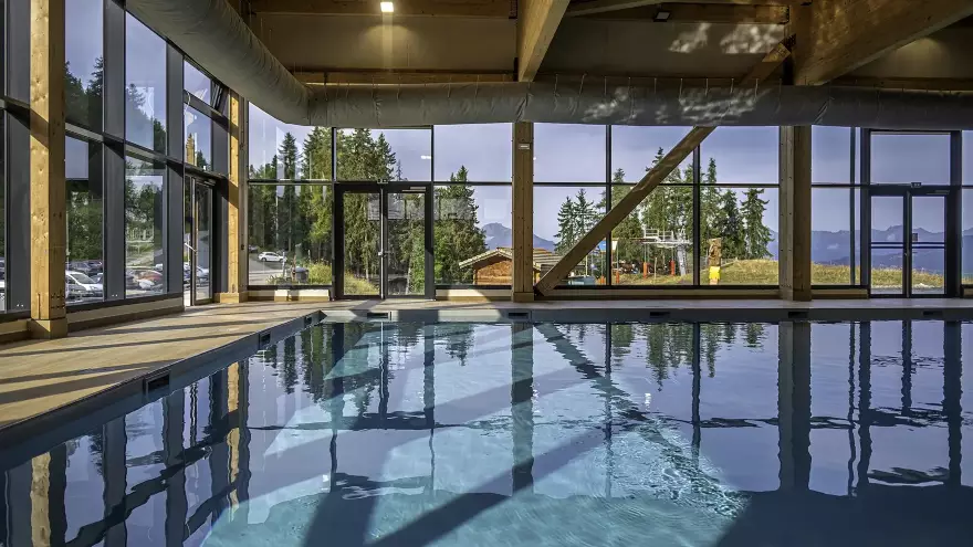 Piscine couverte à VTF La Plagne