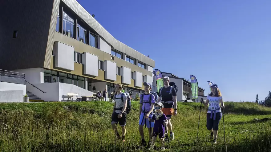 Départ randonnée en montagne