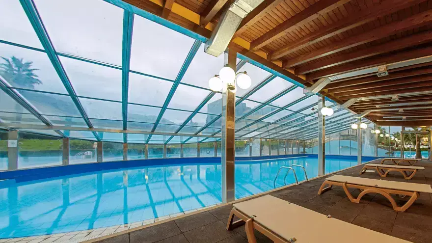 Piscine couverte du Loano