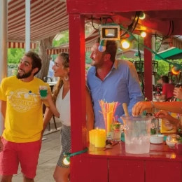 Animations au bar en été