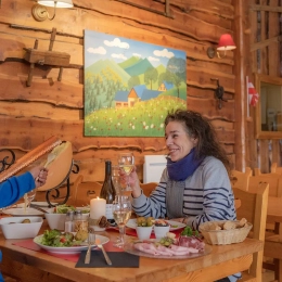 Soirée raclette en famille