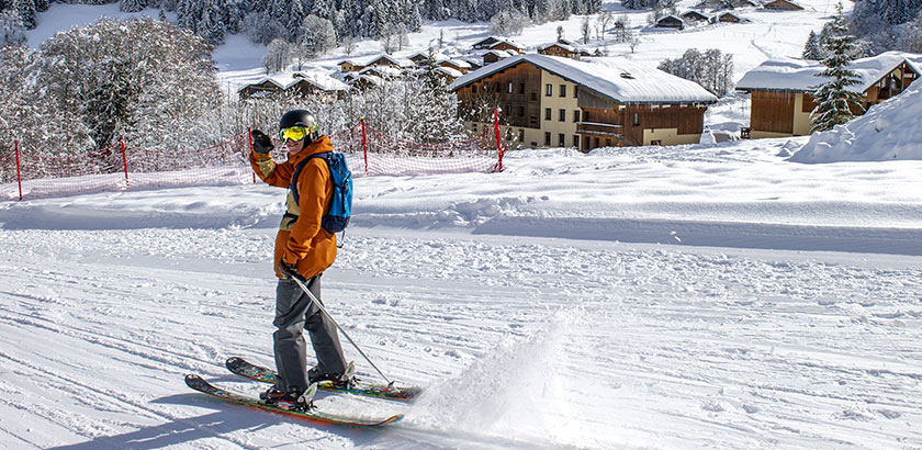 Skiing at Arêches