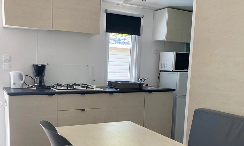 Mobilhome espace cuisine à Riec